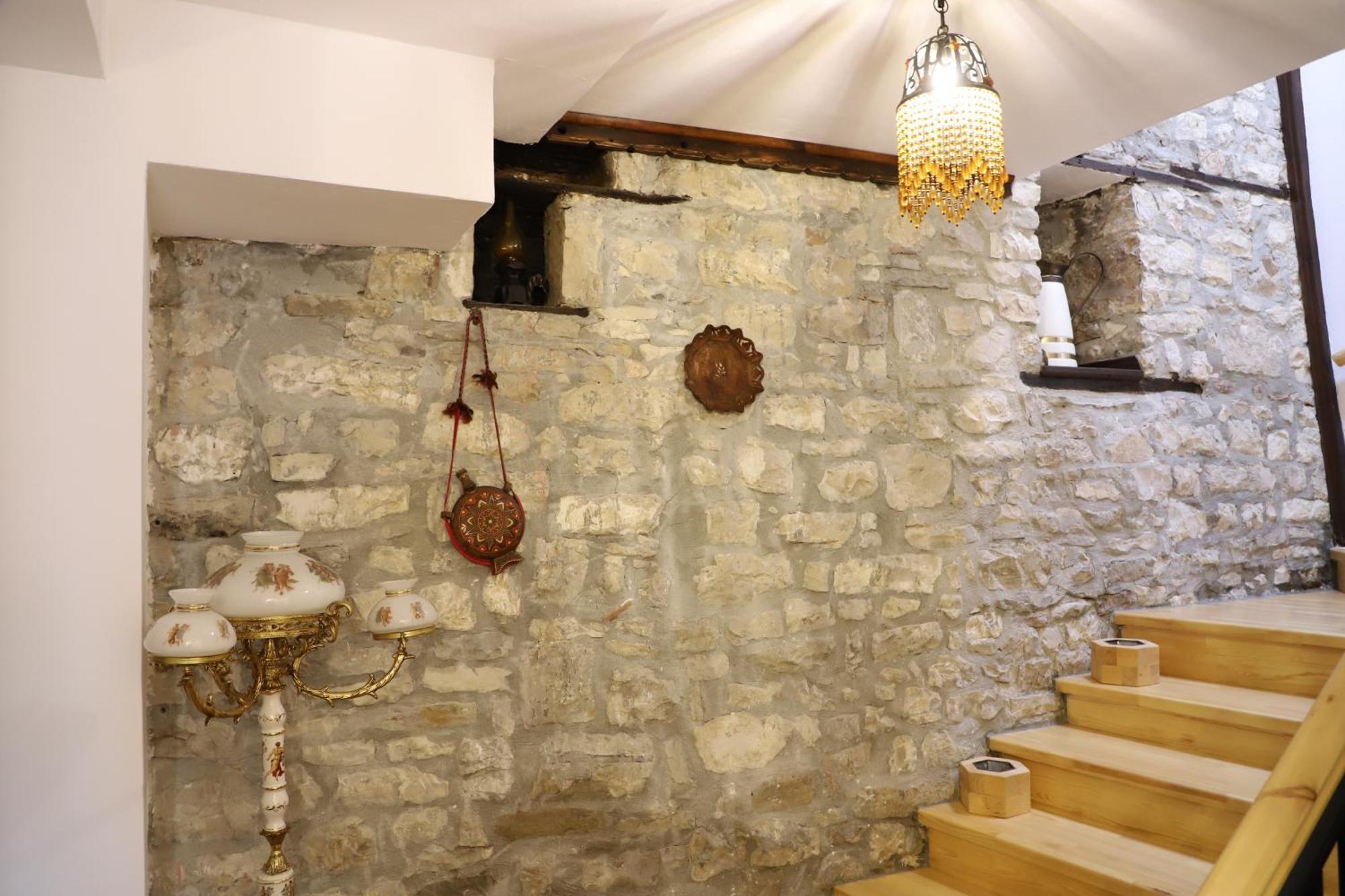 Vila Art Berat Castle Eksteriør bilde